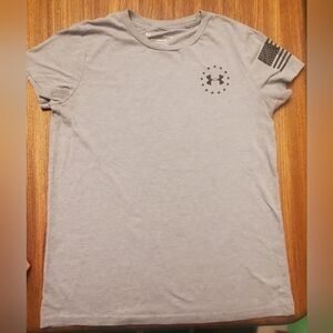 Under Armour Women's Gray Freedom Classic T-Shirt Size Small #0122